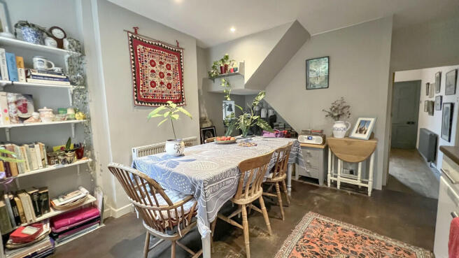 Kitchen/dining ro...