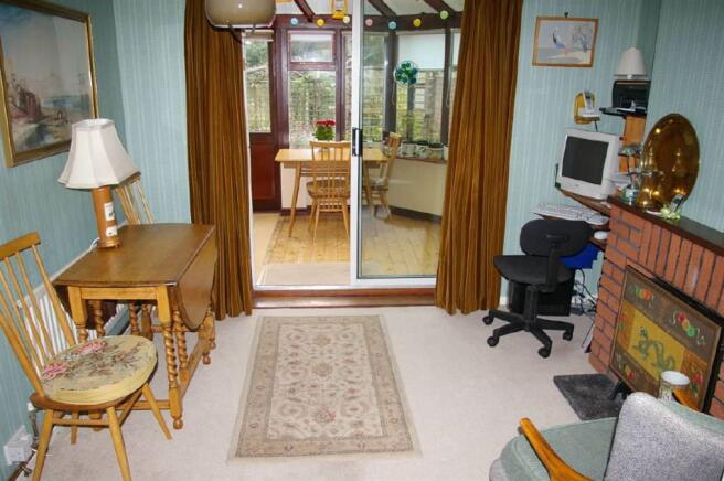 Photo 3