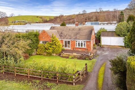 Stourbridge Road, WV15