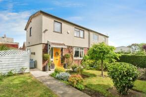 64, Queens Park Drive, Castleford WF10 3DG