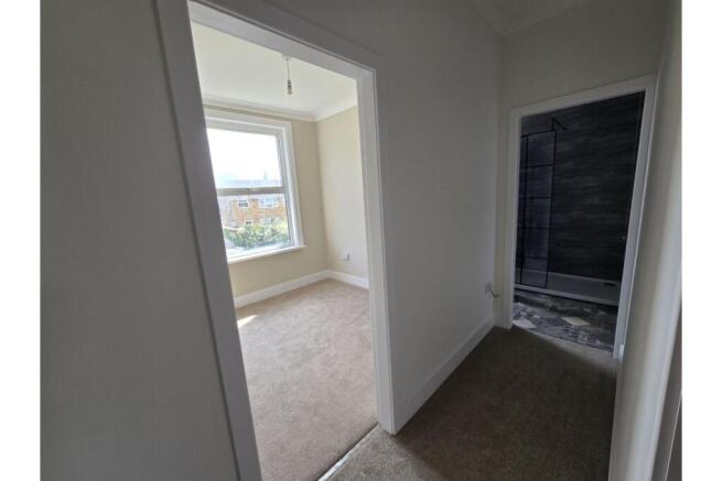2 bed Terraced for sale Image 7