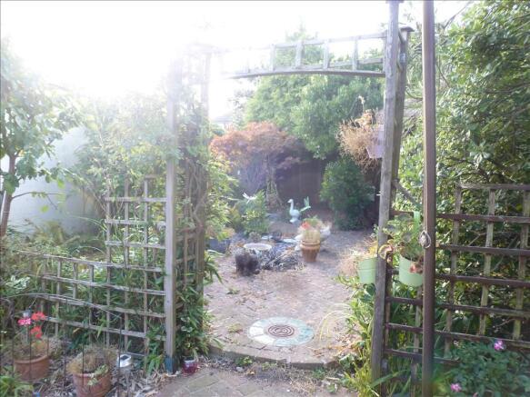 Photo 10