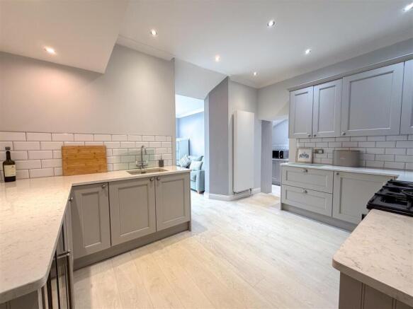 Kylepark Drive, Uddingston, Glasgow photo 4