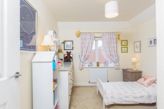 EZAELBBUHS60 - Bedroom F.jpg