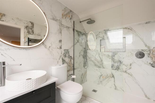 1 bed Penthouse for sale Image 10