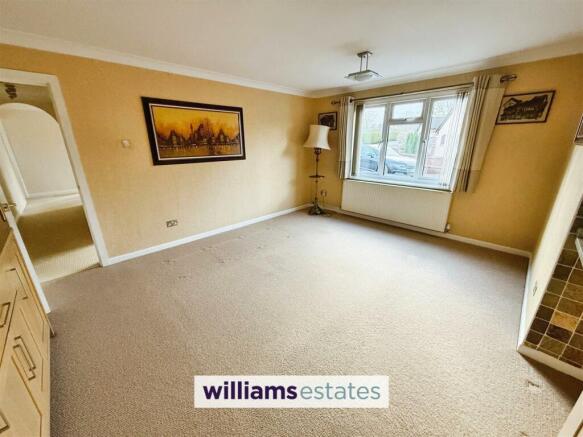 Dining/Sitting Room