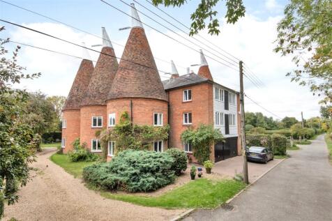 Bishops Oast, Bishops Lane, Hunton, ME15