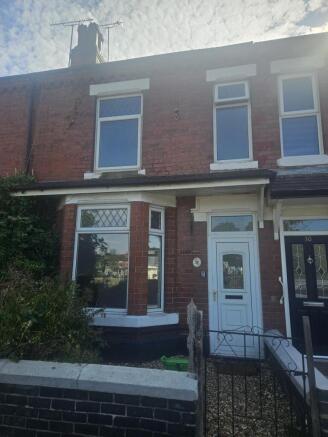 3 bed mid terraced house
