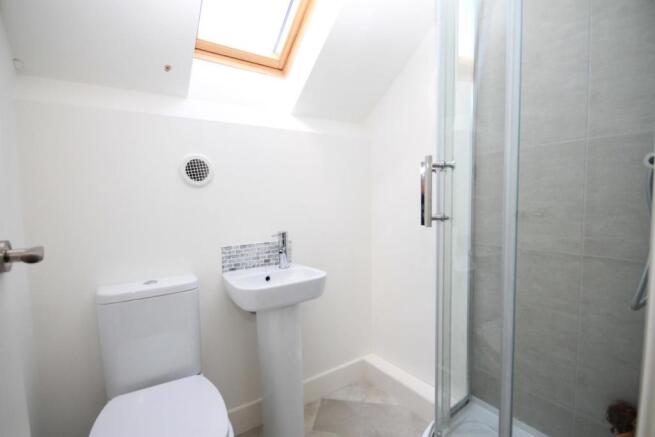 SHOWER ROOM/W.C