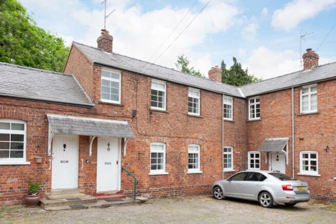 3 bed Terraced to rent Image 11