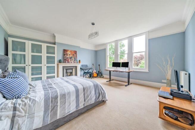 bedroom 3 h.jpg