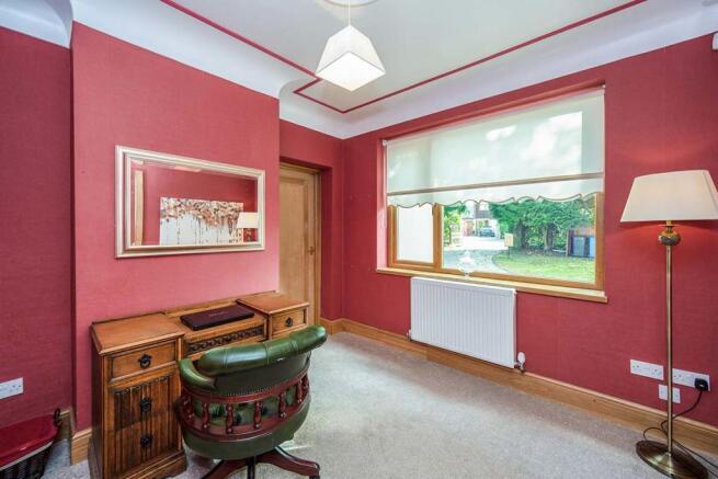 Bedroom/Office