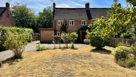 Lambourn Road, Speen, Newbury, RG20 8AA