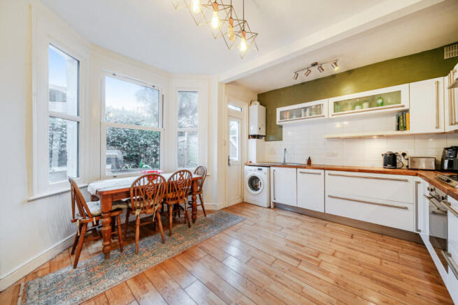 1416229-10-6996e2...