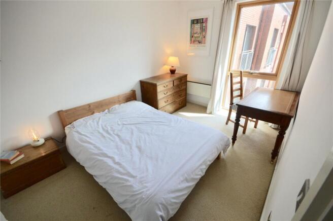 2 bed Flat to rent Image 7