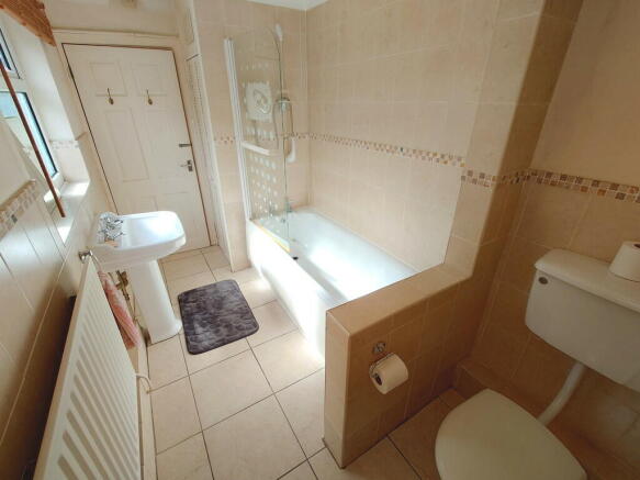 Photo 12