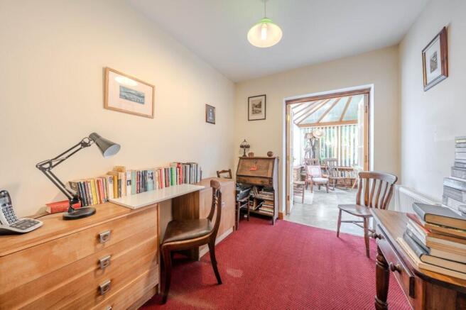 2 bed Bungalow for sale Image 8