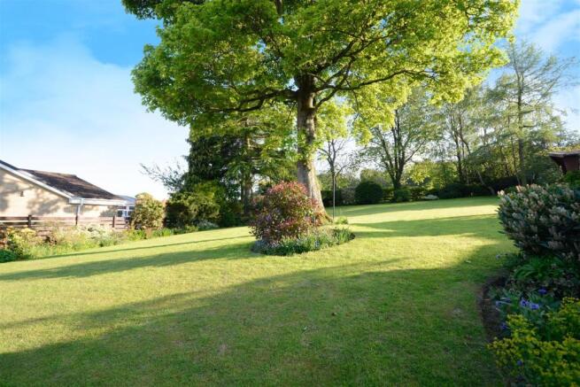 5 Wingfield Close-1.jpg