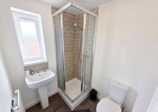 3 bed Semi-Detached for sale Image 10