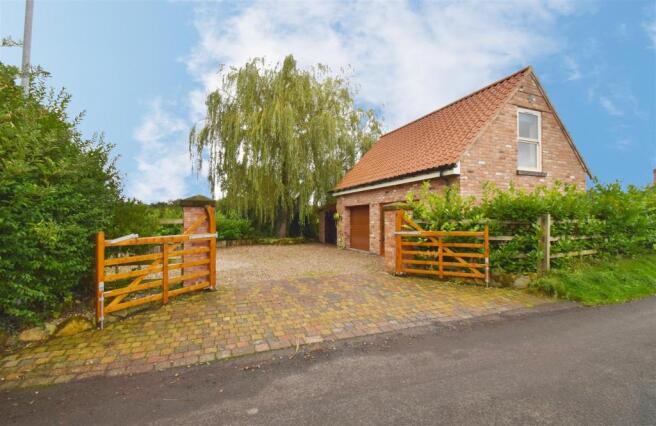 Driveway.jpg