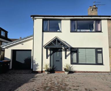 10 Bracken Way , Frodsham , WA6 6AX