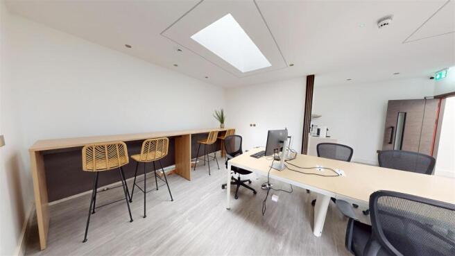 1 bed Apartment to rent Image 11