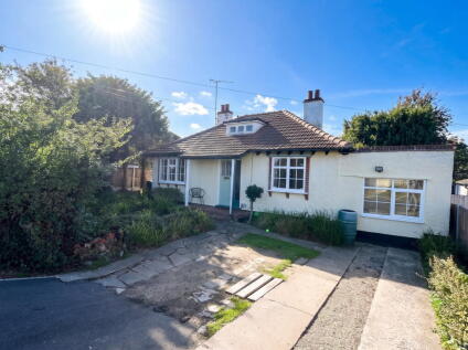 Sladburys Lane, Holland-on-sea, CO15 6NU