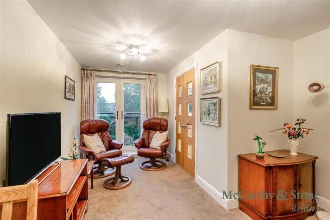 8702743-interior07.jpg