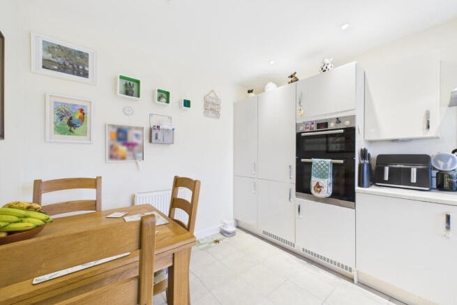 CAM05449G0-PR0042-STILL002