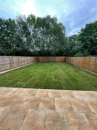 4 bed Detached for sale Image 9