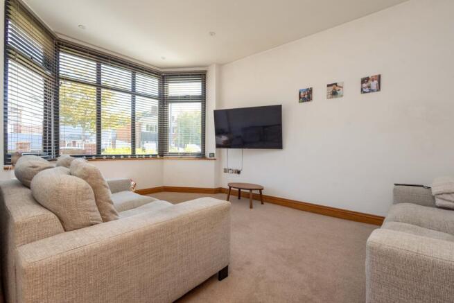 Lounge 1