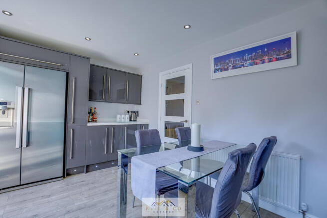 3 bed Detached for sale Image 6
