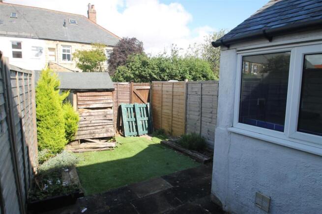 2 bed Terraced for sale Image 9