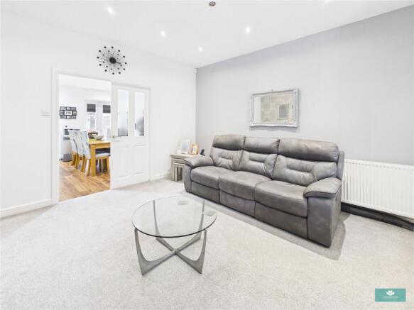 2 bed Terraced for sale Image 8
