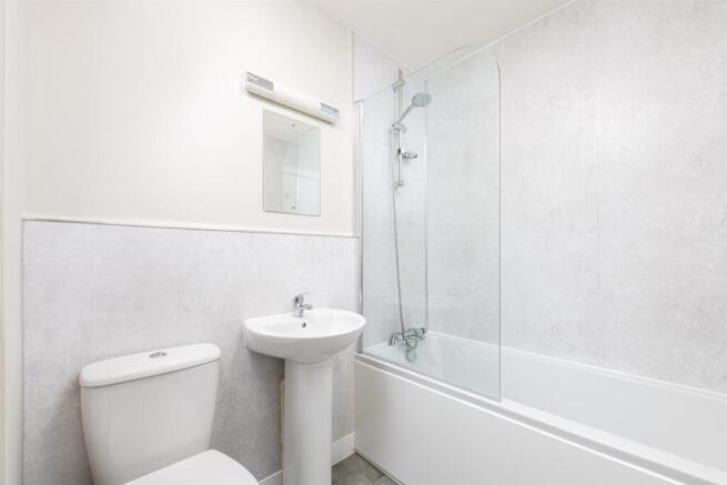 Bathroom.jpg
