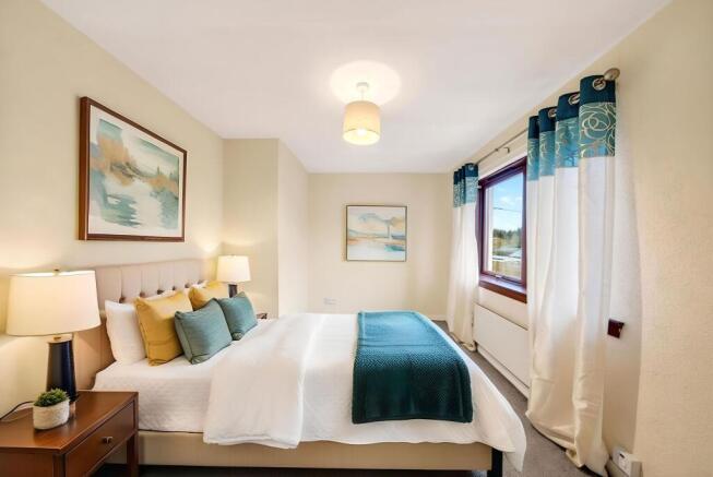 Bedroom (Virtually Staged)