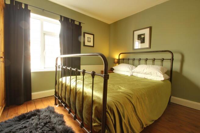 Bedroom 1 (Double)