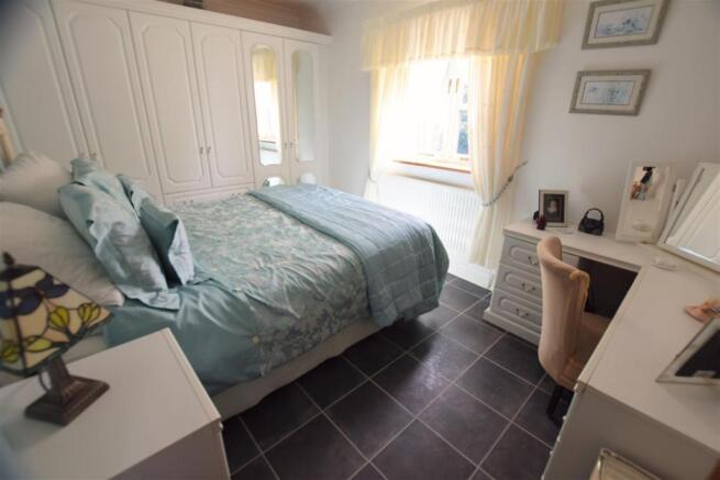 BEDROOM 3.jpg
