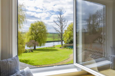 Riverside House, Burcot, OX14