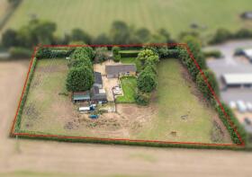 Pidges Lodge, Braybrooke Road, Market Harborough LE16 8LU