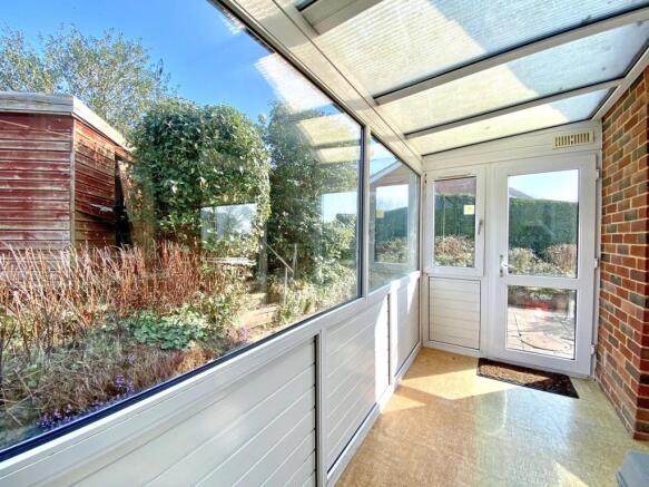 Utility/Lean-To