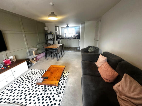 First Floor Flat - Siskin Close