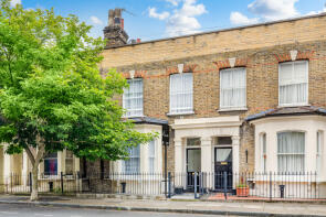 16, Freemantle Street, London SE17 2JP