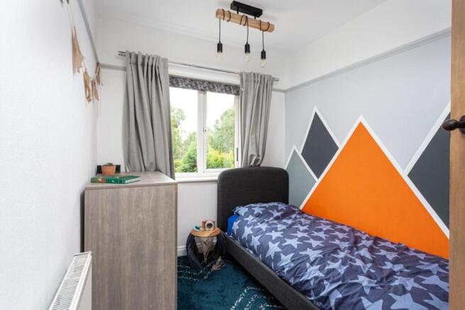 3 bed Semi-Detached for sale Image 10