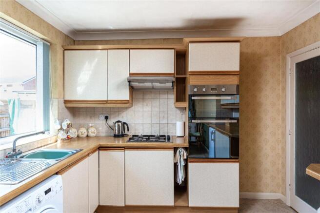 3 bed Bungalow for sale Image 5