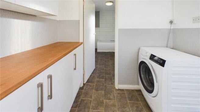 3 bed Terraced for sale Image 5