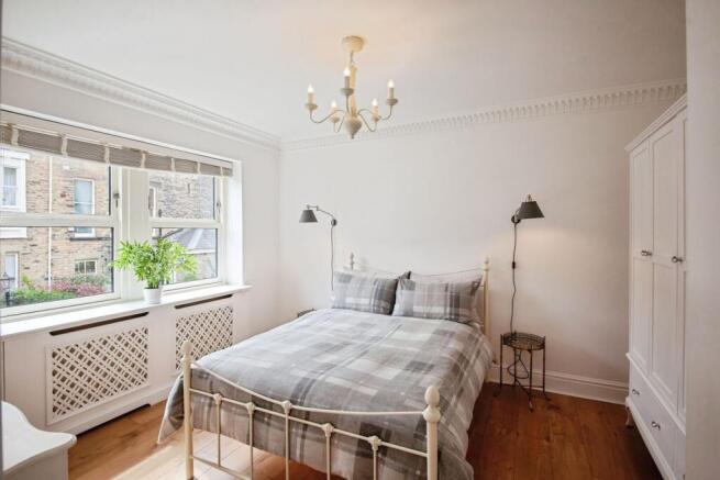 1 bed Mews for sale Image 11