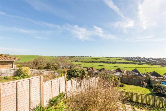 42A Rookery Way-28.jpg