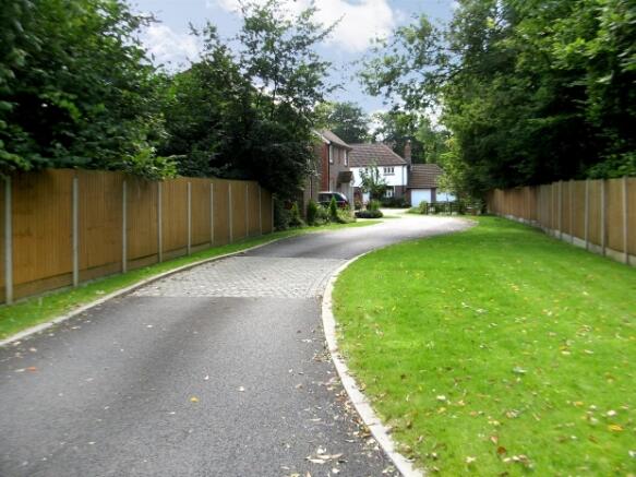 Approach Road