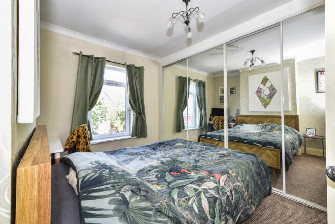 2 bed Terraced for sale Image 7